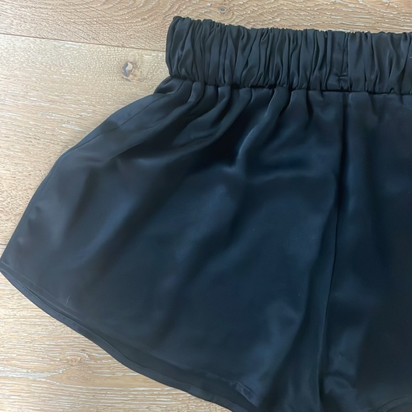 Natalie Rolt Lola Silk Boxer Shorts in Black - Picture 3 of 7